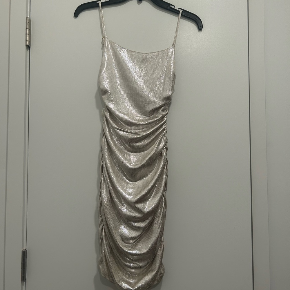 Gold Scrunched Macys Dress - Picture 4 of 4